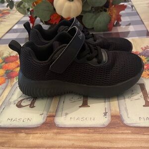 Dream Pairs sneakers